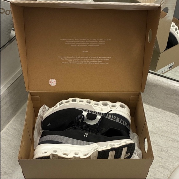 On Running Shoes - On Running women Sneakers